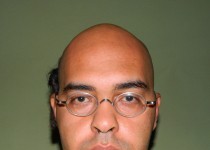 Dinç Erem Tapa